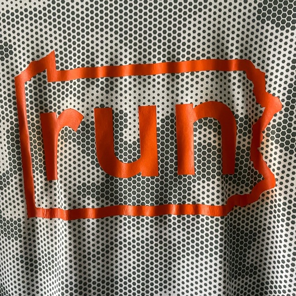 Men’s RunPa running shirt - Picture 2 of 3